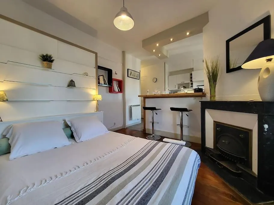 Apartment Stop Chez M Style # Qualite # Confort # Simplicite Lyon France